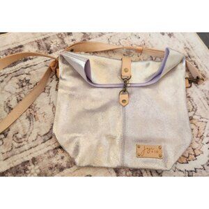 Joji & Co. Envelope Bag In Silver Glitter Leather